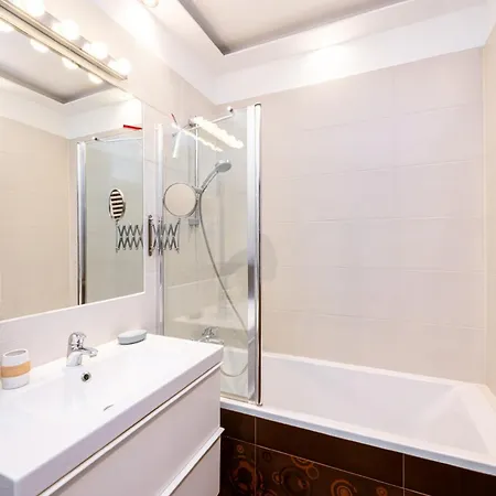 Kleczkow - 50m2, Parking, Balcony - By Rentujemy Appartement Wrocław